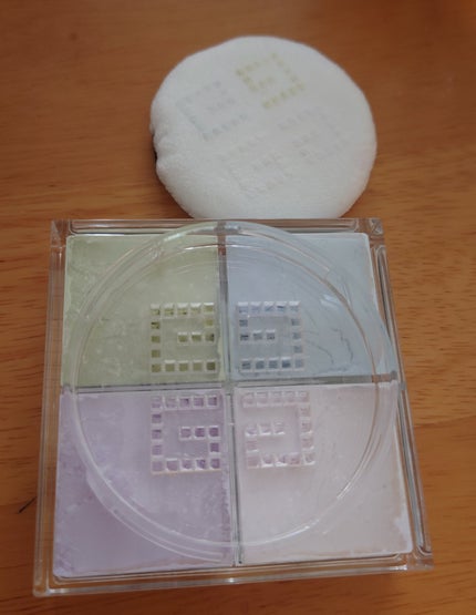 プリズム・リーブル/GIVENCHY/ルースパウダーを使ったクチコミ(4枚目)