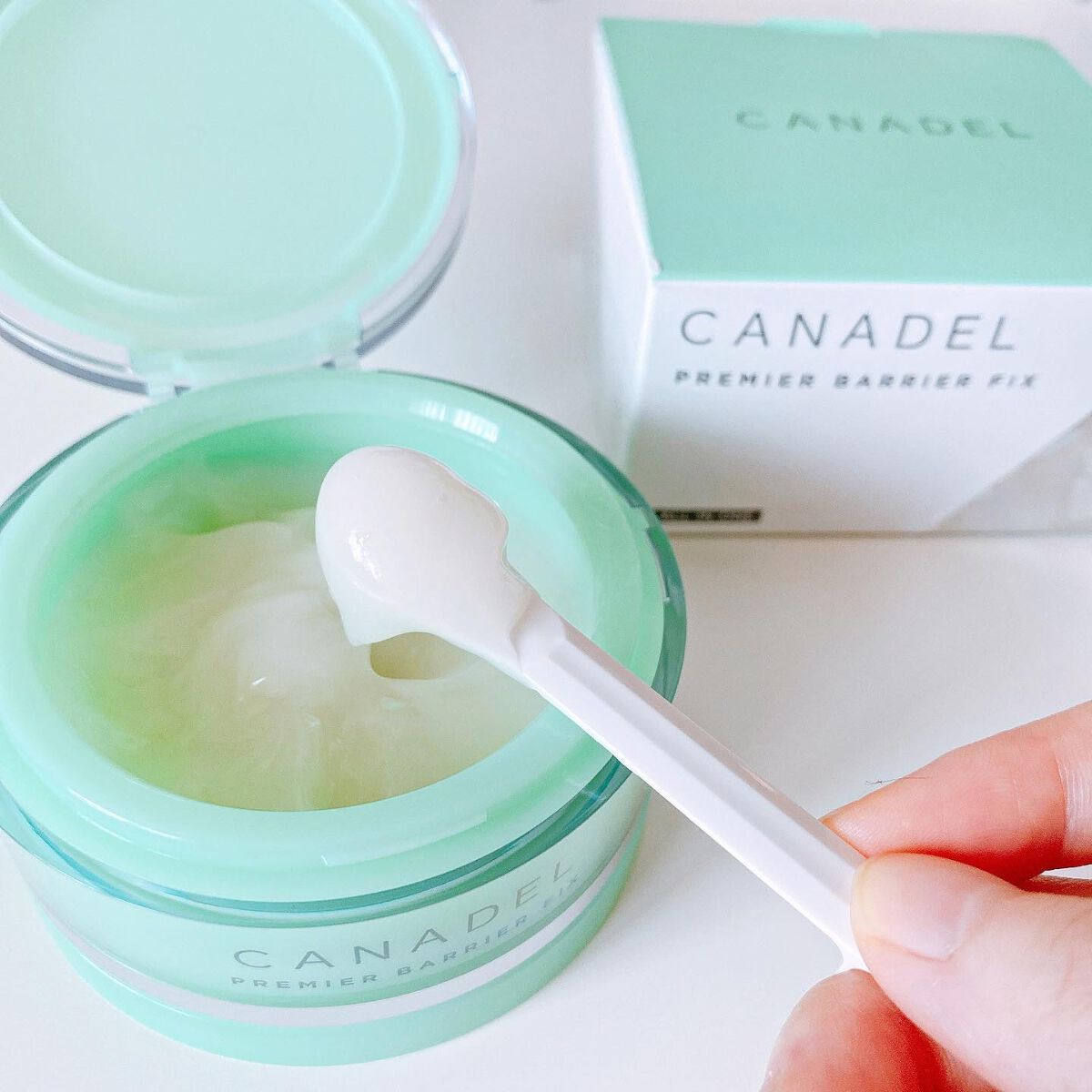 プレミアバリアフィックス /CANADEL/オールインワン化粧品を使ったクチコミ(2枚目)