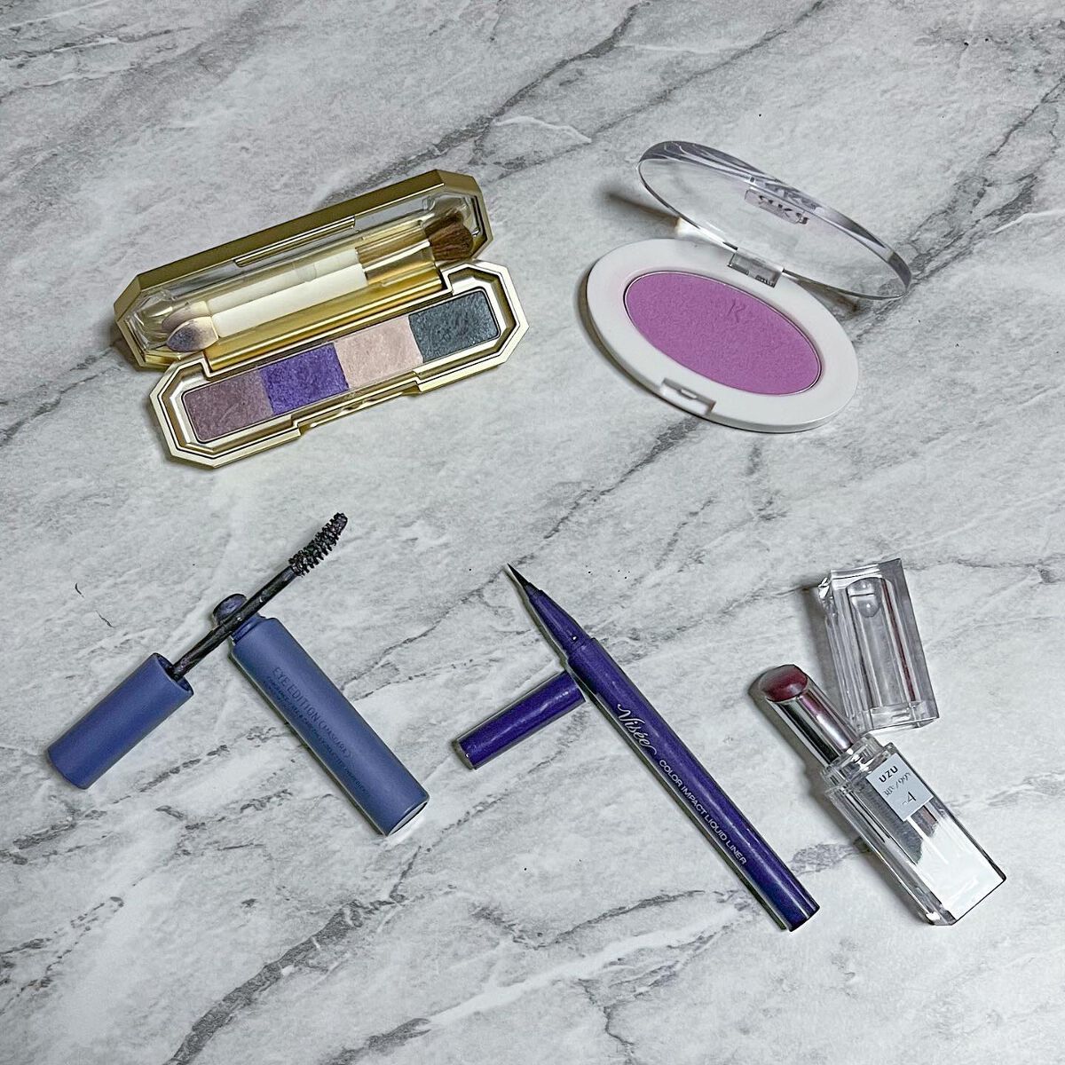 ろく on LIPS 「画像に書くネタ無くなったから日付だけにしようかなと笑今日はスモ..」(2枚目)