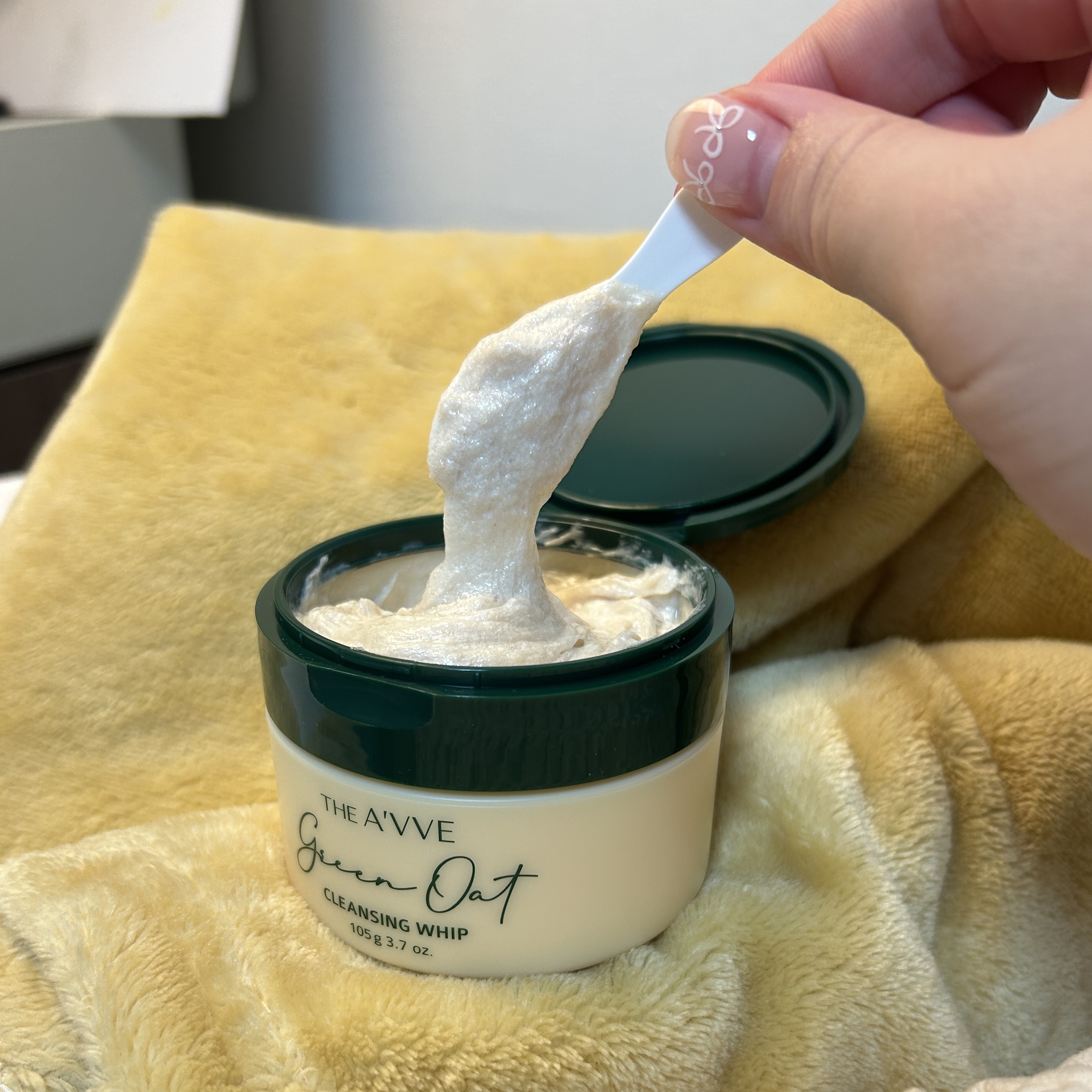 \ねっとり！もっちり！新触感クレンジング👰🏻‍♀️/

元々韓国ヴィーガンスキンケアブランドの“whipped”を試したことがあったので、その触感とにてるのかなぁ〜と思っていたのですが、びっくり🫢‼️

“whipped”のクリームは