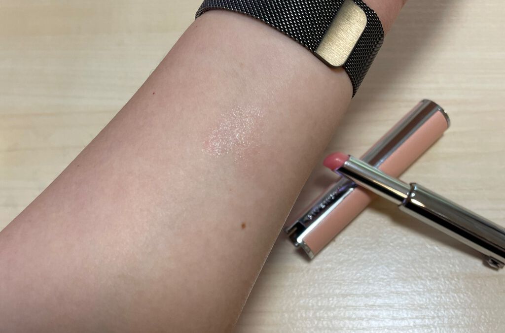 ローズ・パーフェクト/GIVENCHY/リップバームを使ったクチコミ（3枚目）