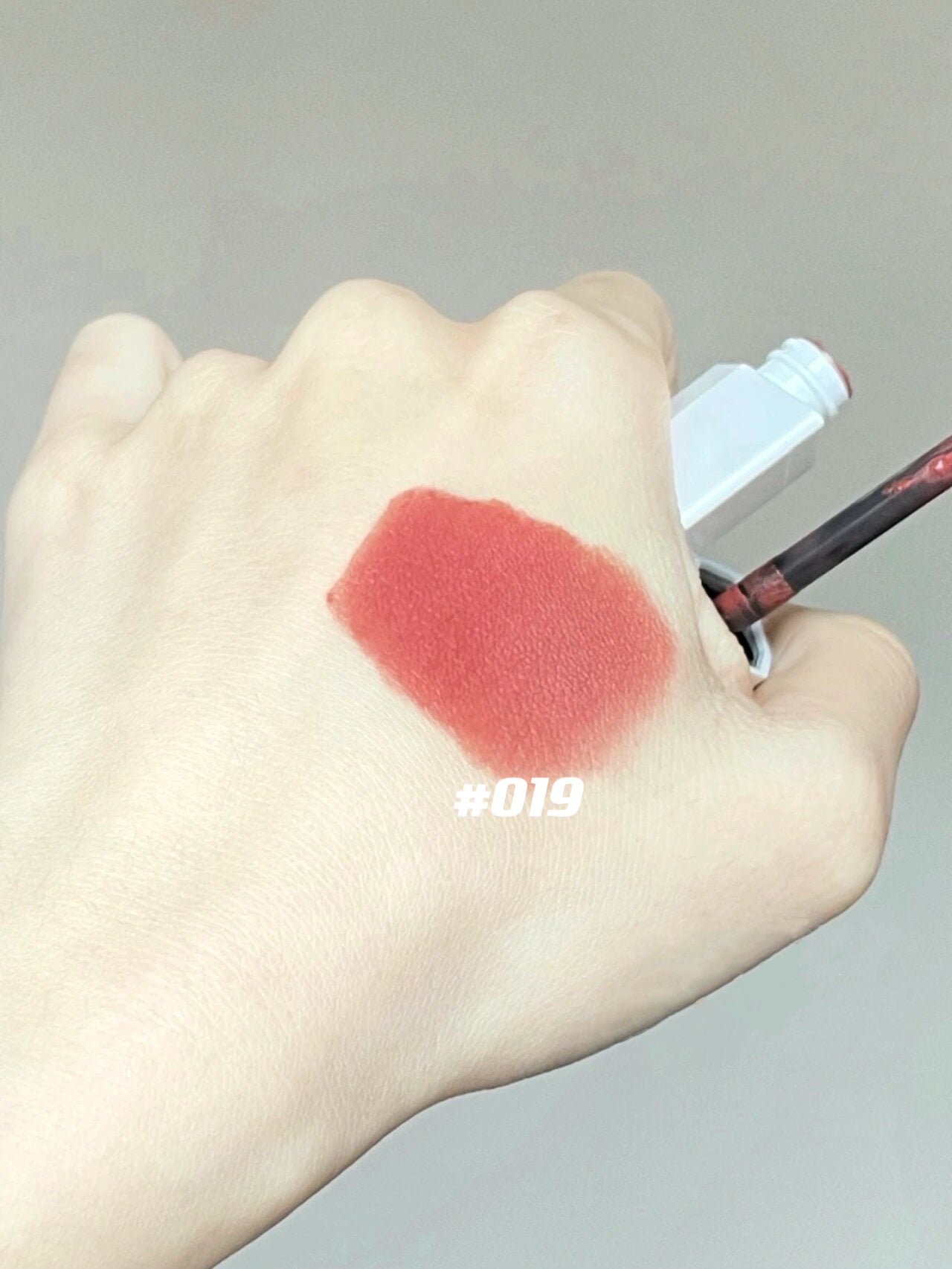 READ ME ウェイトレス ベルベット リップ ステイン「IN LOVE」シリーズ/PERFECT DIARY/口紅を使ったクチコミ(3枚目)