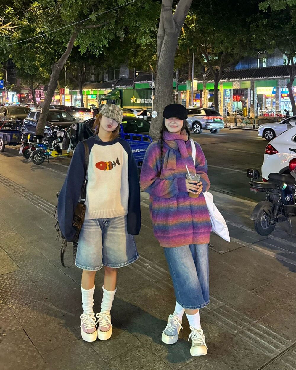 ひとみ on LIPS 「親しい友達と会う予定です#コーデ#ファッション#韓国コーデ#韓..」(5枚目)