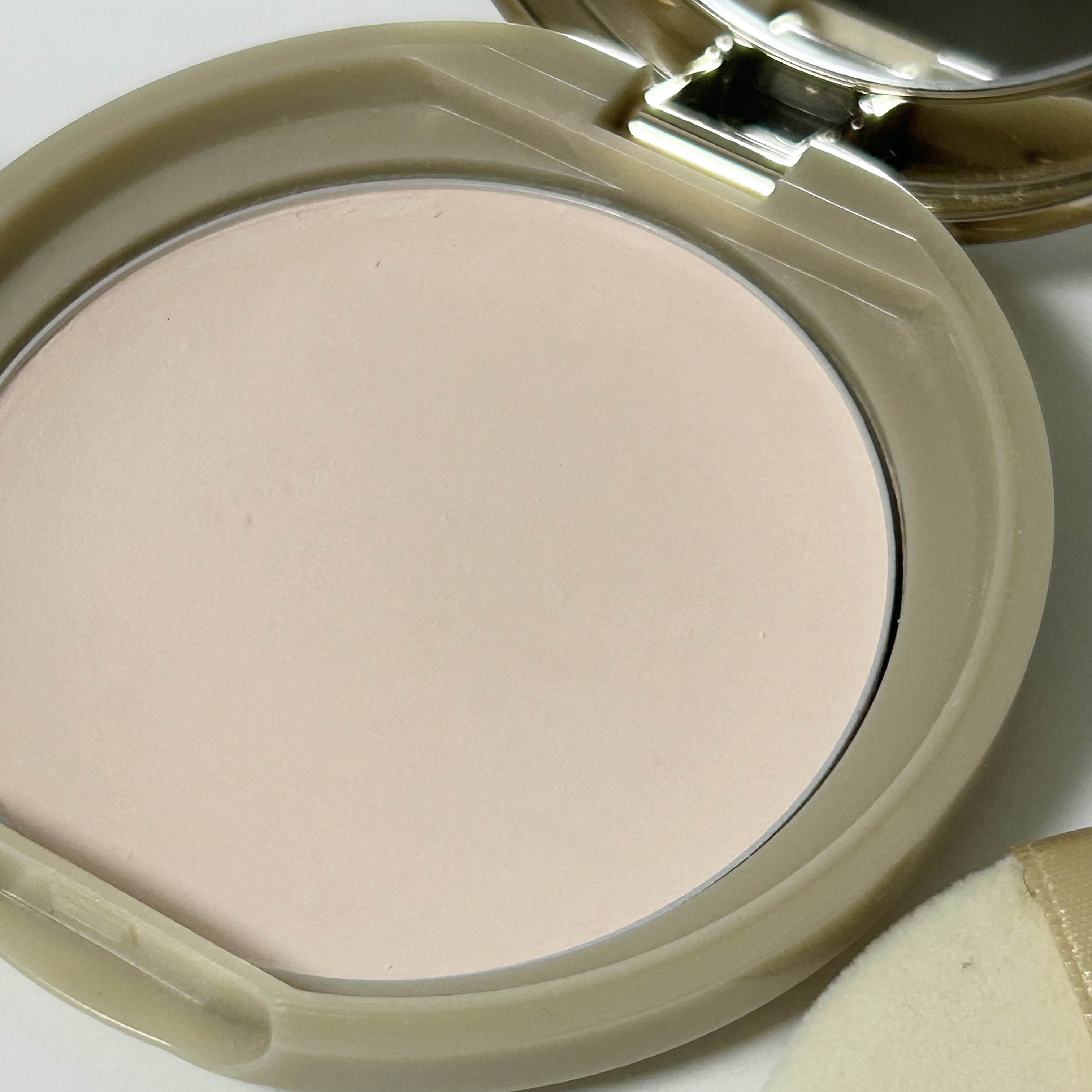 マシュマロフィニッシュパウダー ML マットライトオークル（リフィル）/キャンメイク/プレストパウダーを使ったクチコミ（2枚目）