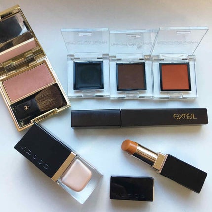 エモーショナル フェイス/Elégance/パウダーチークを使ったクチコミ(2枚目)