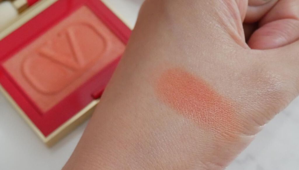 みーきです。 on LIPS 「.VALENTINOBEAUTY🖤☑︎ロッソバレンティノマット..」(5枚目)