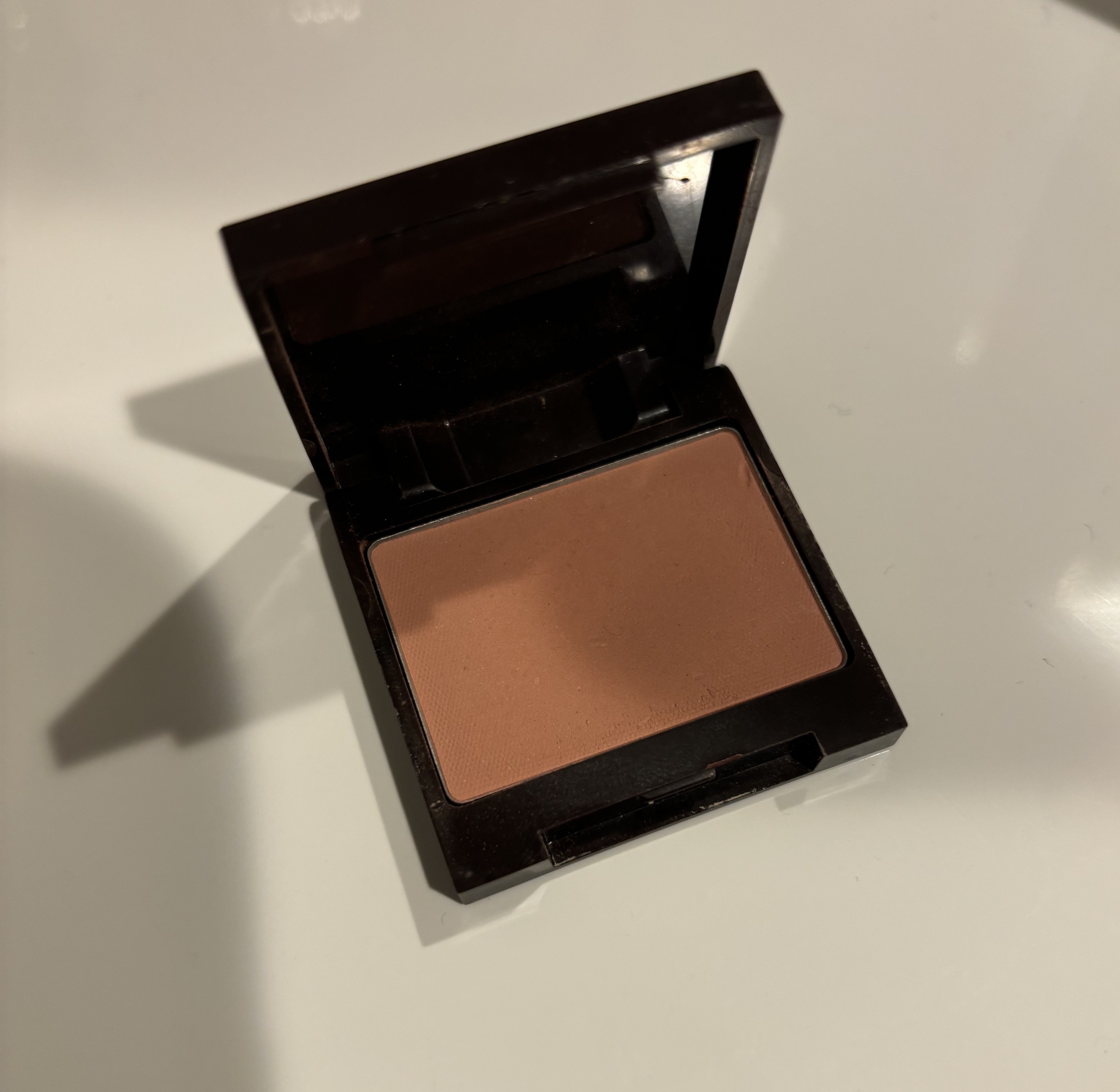 ブラッシュ カラー インフュージョン 06 チャイ/ローラ メルシエ/パウダーチークを使ったクチコミ（2枚目）