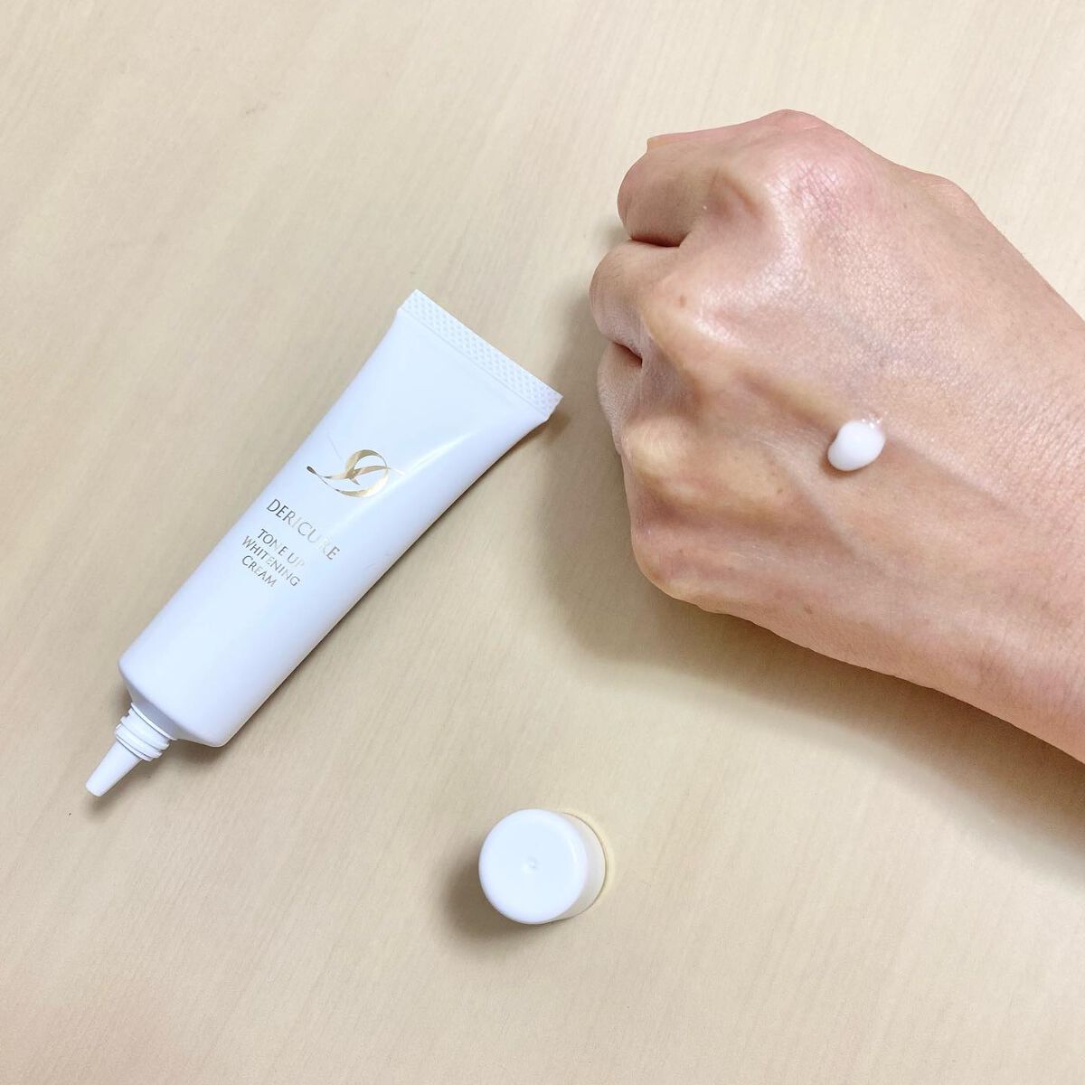 デリキュア トーンアップ ホワイトニング クリーム/Kirei/デリケートゾーンケアを使ったクチコミ（2枚目）