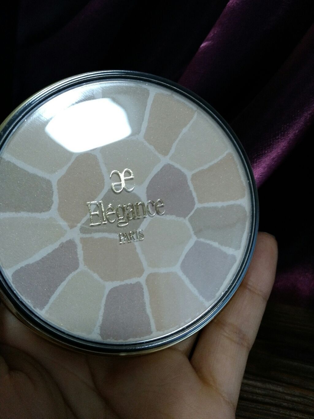 エレガンス ラ プードル オートニュアンス リクスィーズ Ⅴ/Elégance/プレストパウダーを使ったクチコミ（2枚目）