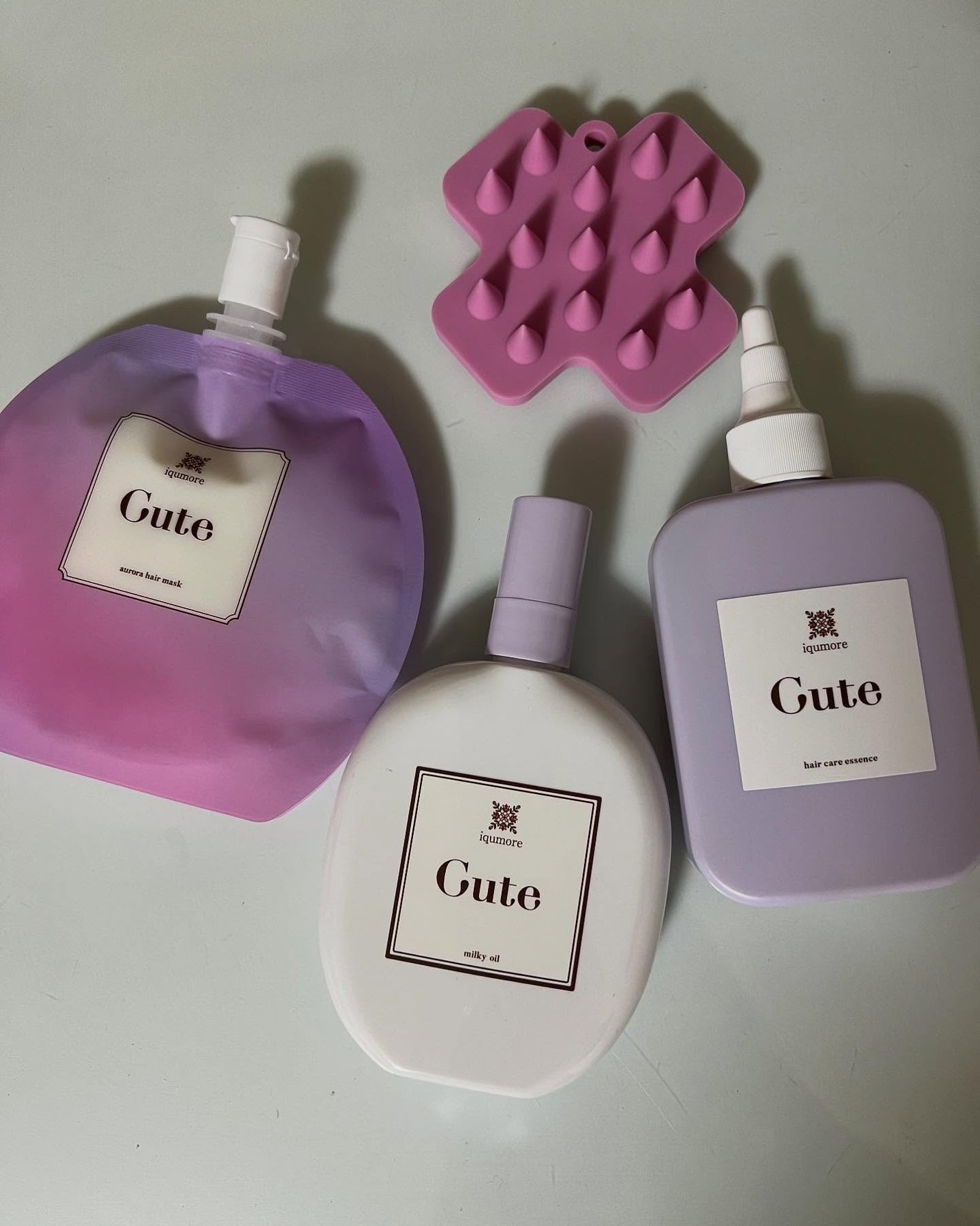 sakura✴︎フォロバ100 on LIPS 「・イクモアキュート3点セットスカルプブラシ付き 輝くシルク髪..」(1枚目)