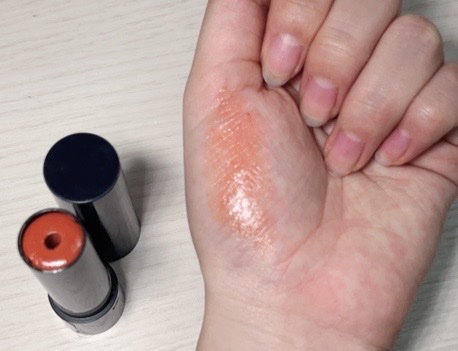 モイストピュアカラーリップ/ニベア/リップクリームを使ったクチコミ（3枚目）