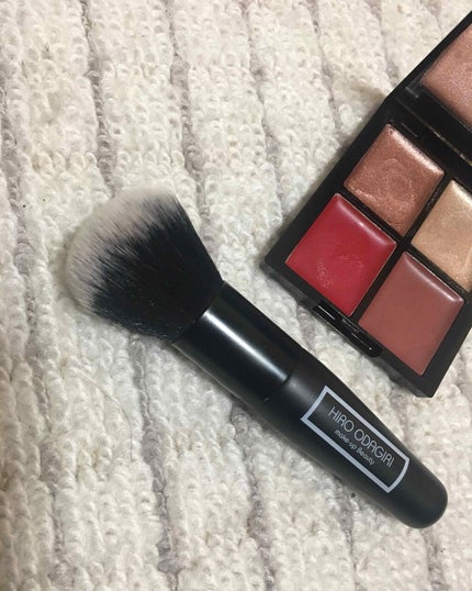 くろろ on LIPS 「スプリング4月号。小田切ヒロさん監修のクリームパレットとブラシ..」(4枚目)