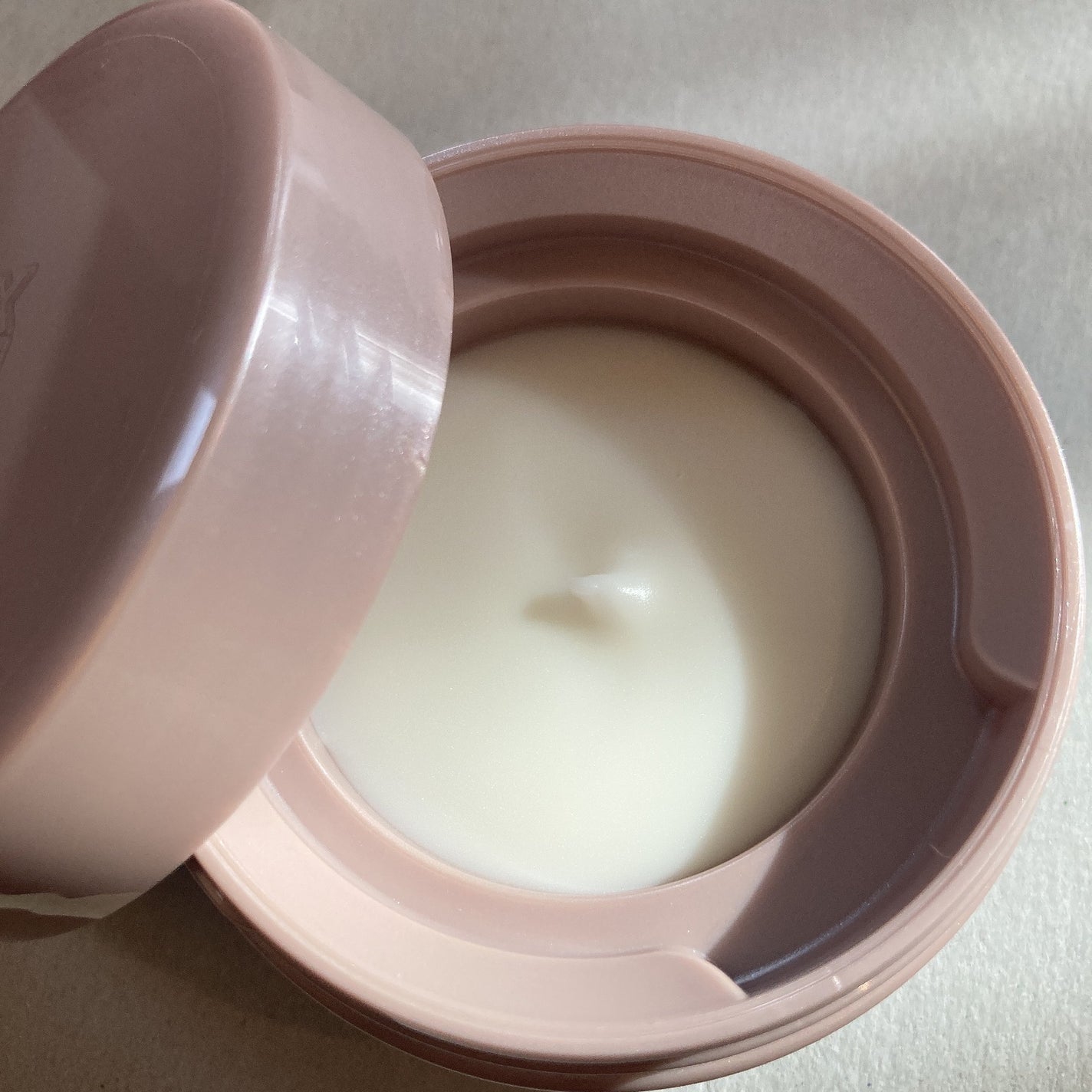 8x4 デオドラントパテ【医薬部外品】/8x4/デオドラント・制汗剤を使ったクチコミ(2枚目)