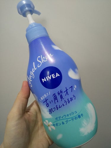 ニベア エンジェルスキン ボディウォッシュ フラワー＆ピーチの香り つめかえ用 360ml/ニベア/ボディソープを使ったクチコミ（1枚目）