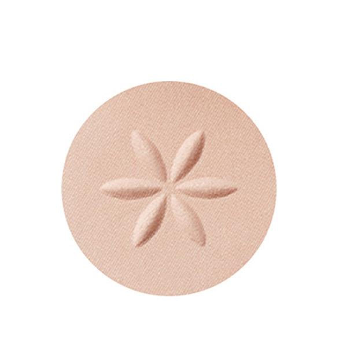 AQ アイシャドウ 01