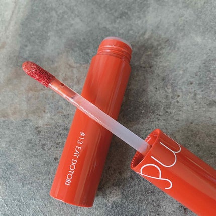 ジューシーラスティングティント/rom&nd/リップティントを使ったクチコミ(8枚目)