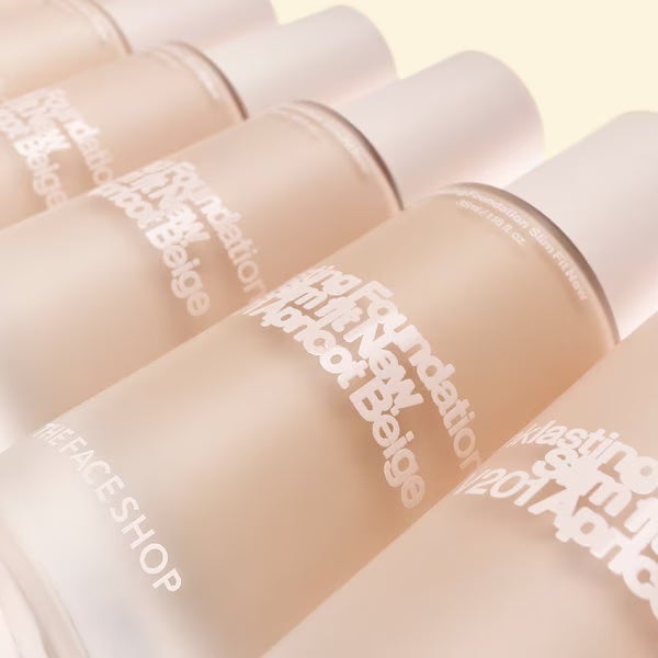 ただの脳筋類 on LIPS 「THEFACESHOPインクラスティングファンデーションSEV..」(1枚目)