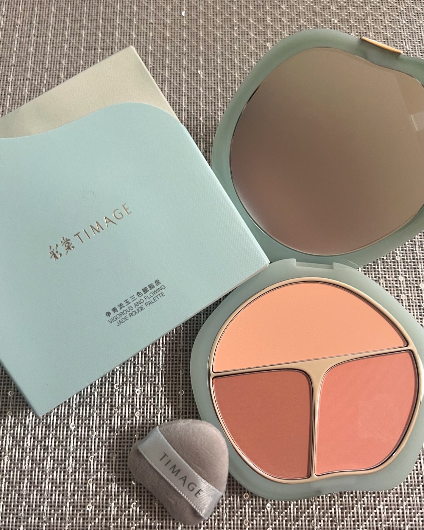 R❤︎フォロバ100 on LIPS 「❤︎【中国メイクでナチュラルな美しさへ】TIMAGE(ティメー..」(1枚目)