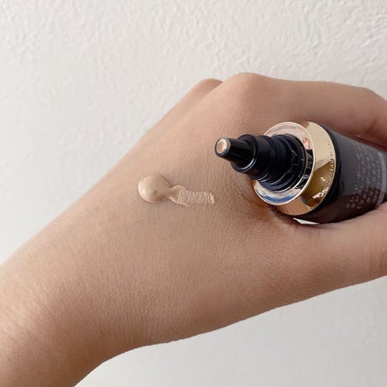 クレ・ド・ポー ボーテ タンクレームエクラn/クレ・ド・ポー ボーテ/クリーム・エマルジョンファンデーションを使ったクチコミ(6枚目)