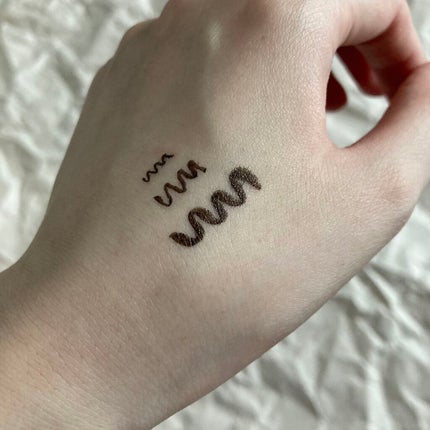 スキルレスライナー/LUMIURGLAS/リキッドアイライナーを使ったクチコミ(2枚目)