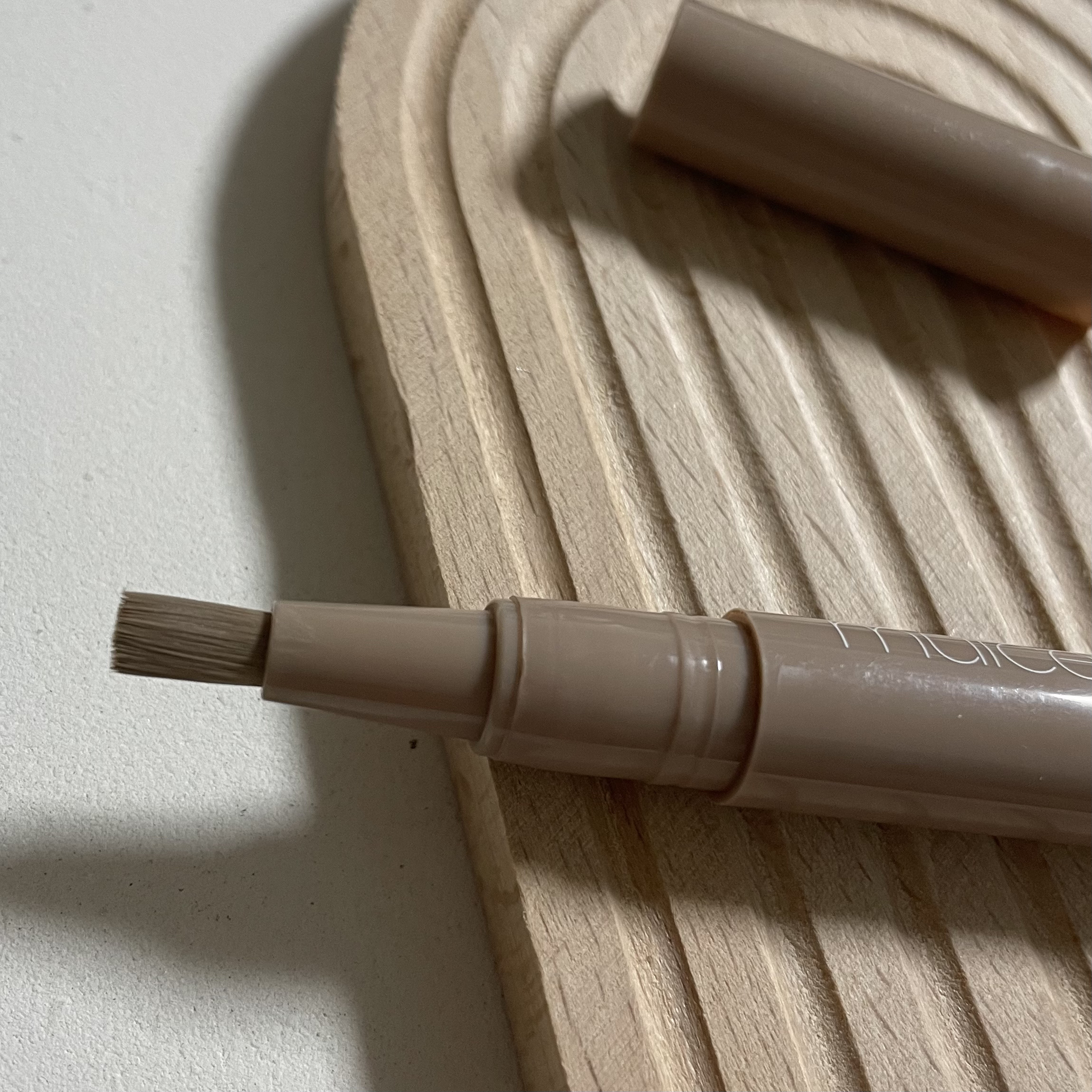 リキッドコントゥアブラシ 01 イエベブラウン/muice/シェーディングを使ったクチコミ（2枚目）