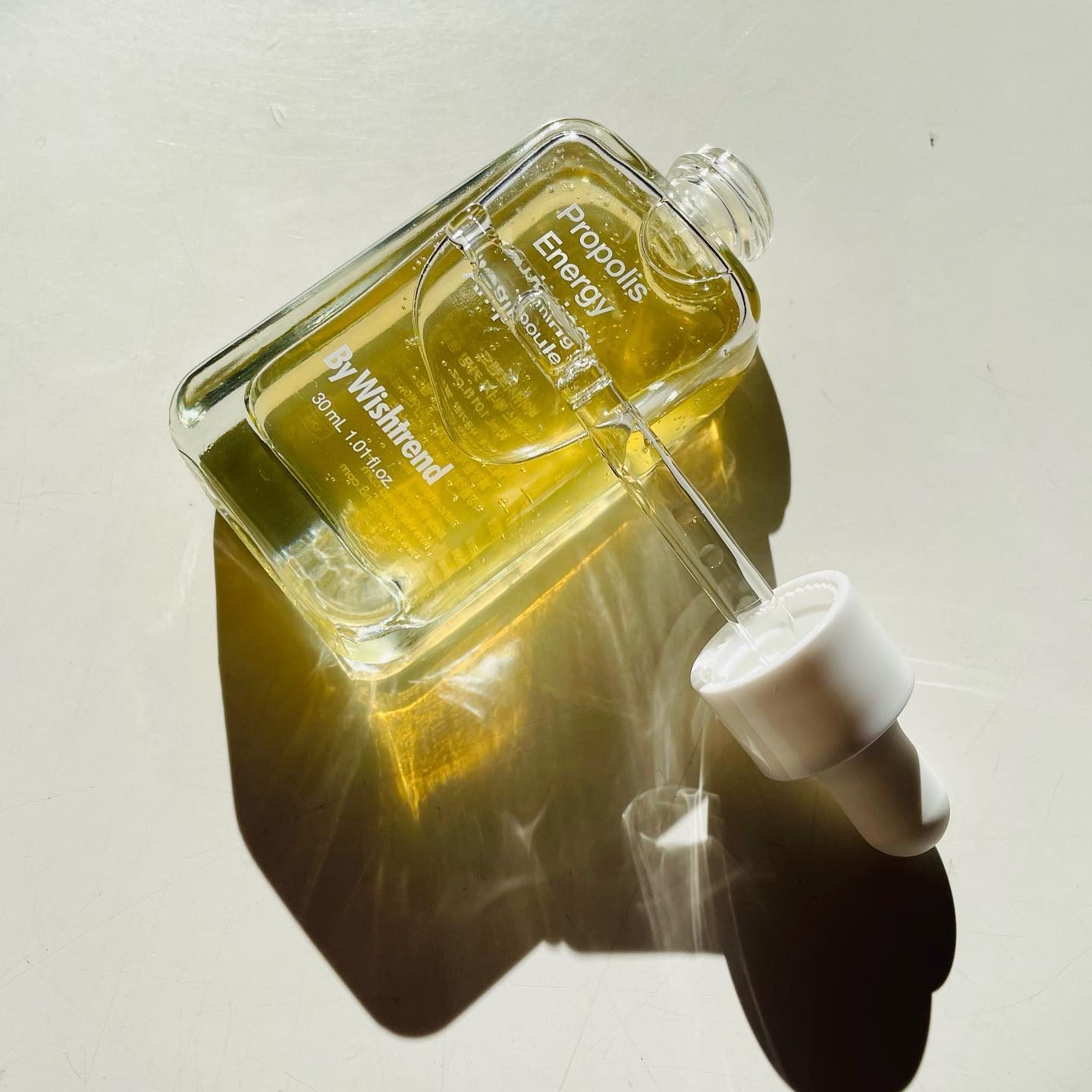 プロポリスエナジーカーミングアンプル/By Wishtrend/美容液を使ったクチコミ（3枚目）