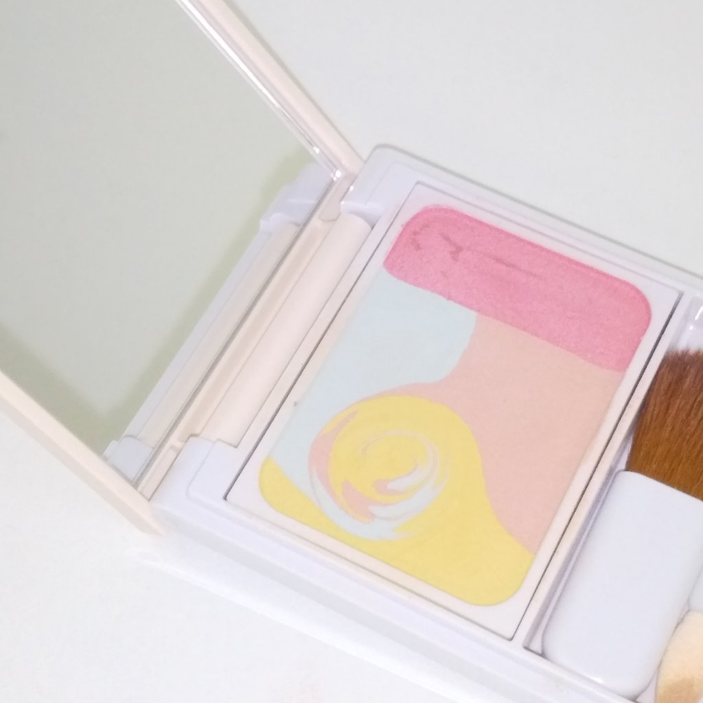 ディエム クルール カラーブレンドパウダーコンシーラー/ディエム クルール/パウダーコンシーラーを使ったクチコミ（3枚目）