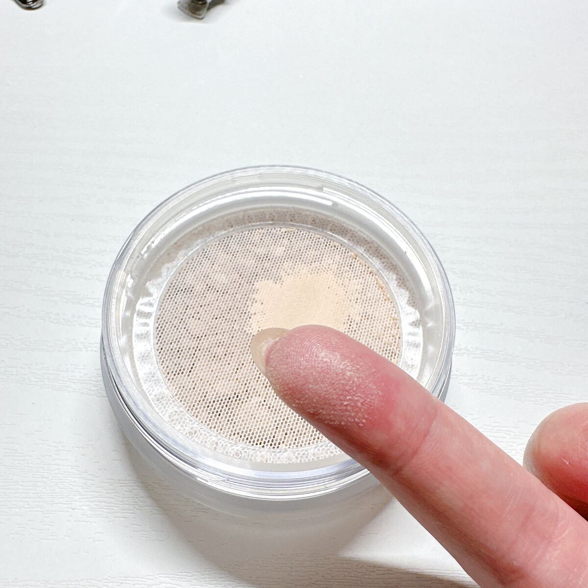 インビジブル エッセンス ルースパウダー トランスルーセント /ADDICTION/ルースパウダーを使ったクチコミ(2枚目)