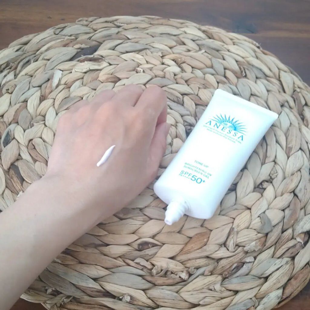 ブライトニングUV ジェル N/アネッサ/化粧下地を使ったクチコミ（3枚目）