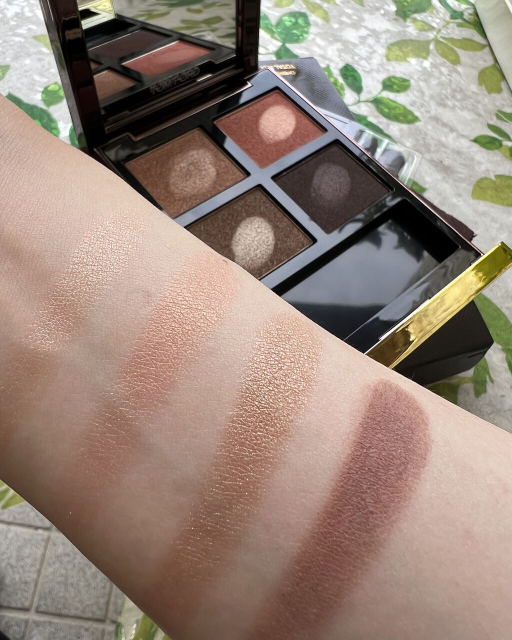 アイ カラー クォード C /TOM FORD BEAUTY/アイシャドウパレットを使ったクチコミ（2枚目）
