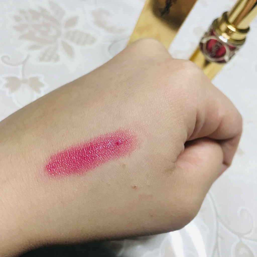 ルージュ ヴォリュプテ シャイン/YVES SAINT LAURENT BEAUTE/口紅を使ったクチコミ(2枚目)