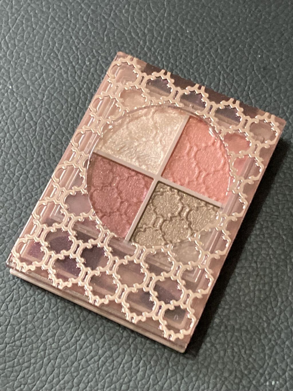 グロッシーリッチ アイズ N/Visée/アイシャドウパレットを使ったクチコミ（1枚目）