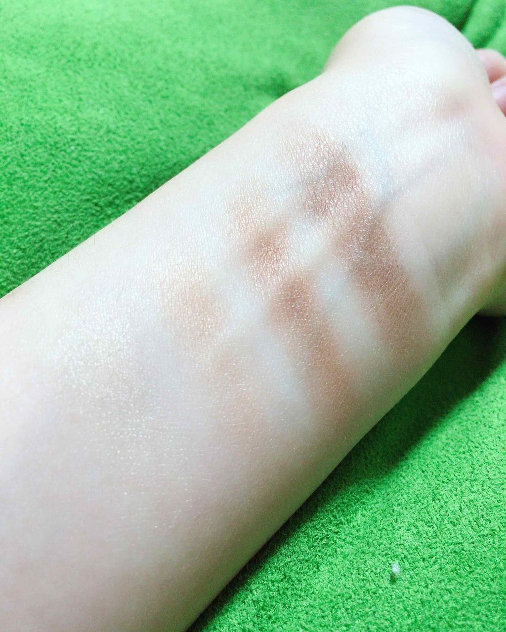 スキニーリッチシャドウ/excel/アイシャドウパレットを使ったクチコミ(3枚目)
