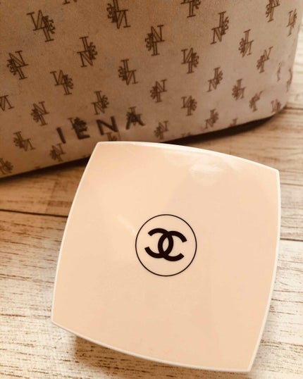 ル ブラン トーン-アップ ロージー タッチ/CHANEL/化粧下地を使ったクチコミ(1枚目)