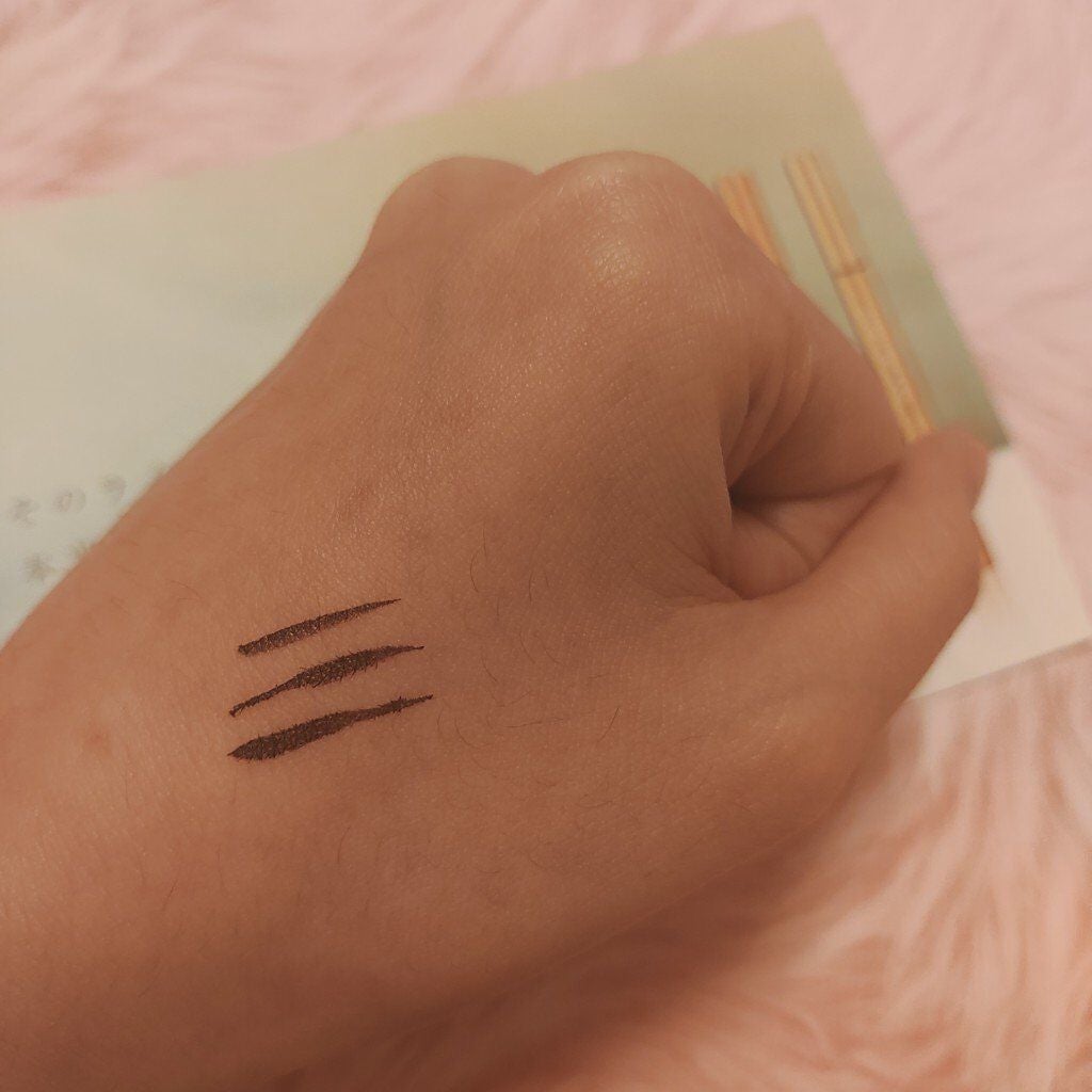 スキルレスライナー/LUMIURGLAS/リキッドアイライナーを使ったクチコミ(3枚目)