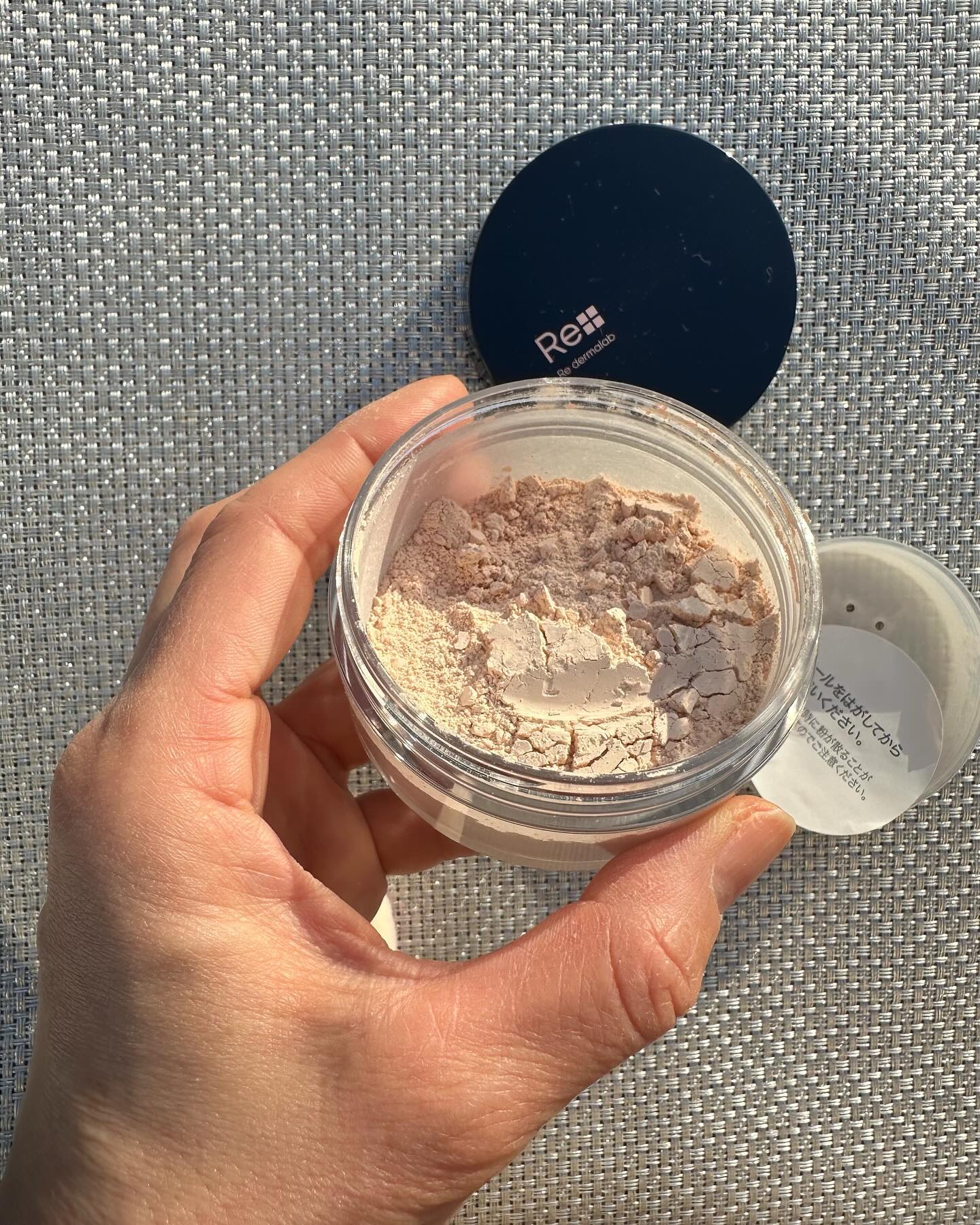 モイストクリアパウダーUV/Re dermalab/ルースパウダーを使ったクチコミ（3枚目）