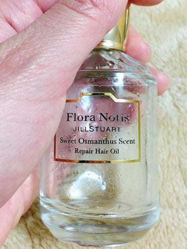 Flora Notis JILL STUART スウィートオスマンサス　リペアヘアオイルのクチコミ「使い切りコスメ紹介
✼••┈┈••✼••┈┈••✼••┈┈••✼••┈┈••✼

【使った商品.....」（1枚目）