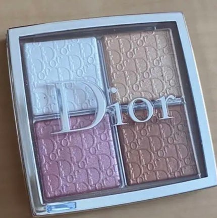 ディオール バックステージ フェイス グロウ パレット/Dior/ハイライトを使ったクチコミ(1枚目)