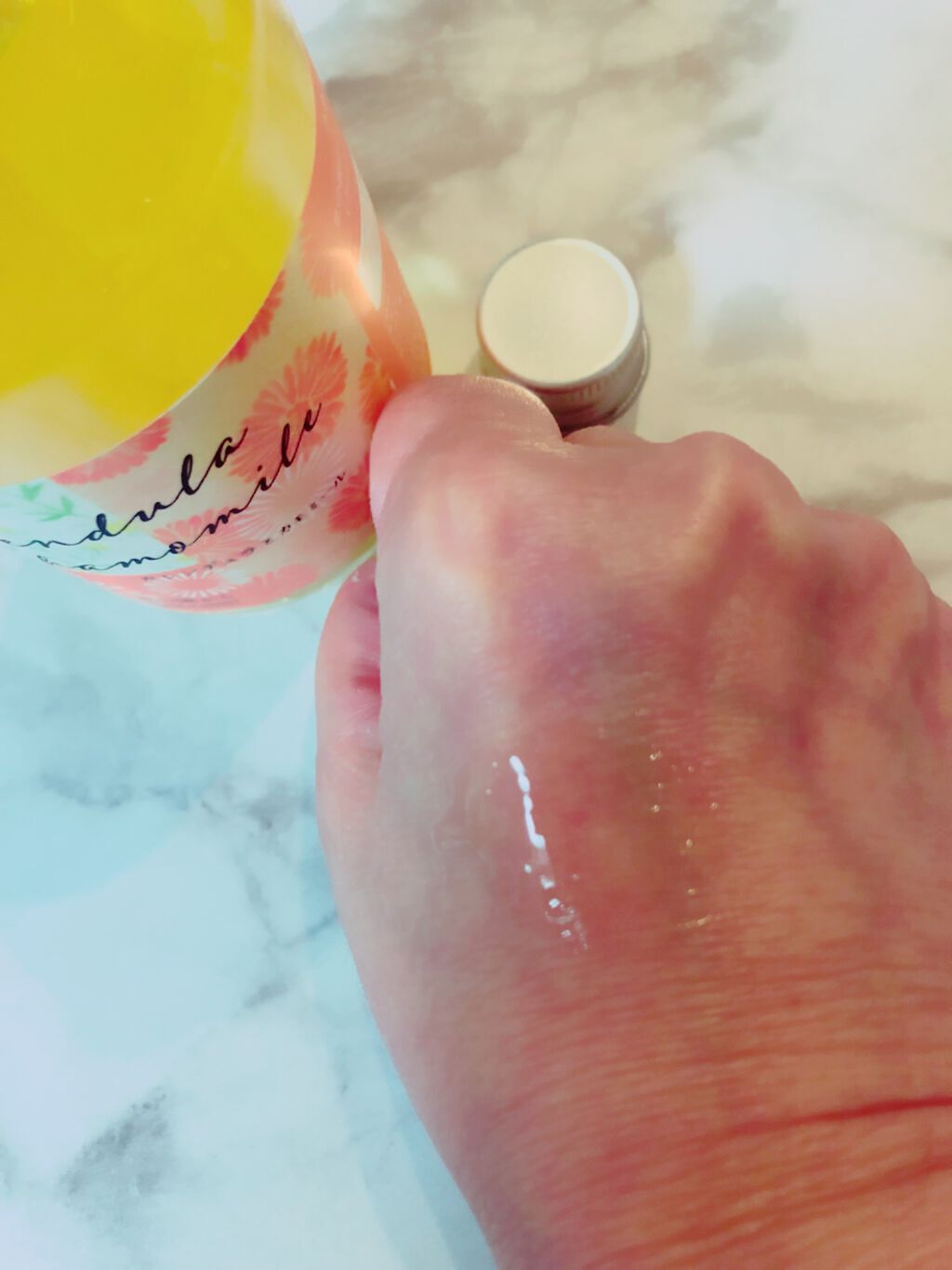 アロマバスエッセンス カレンデュラとカモミール/ナチュラルアイランド/保湿系入浴剤を使ったクチコミ（2枚目）