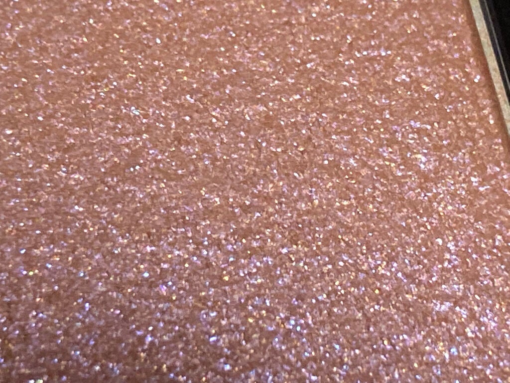 シアー グリッターアイズ/KiSS/単色アイシャドウを使ったクチコミ(4枚目)