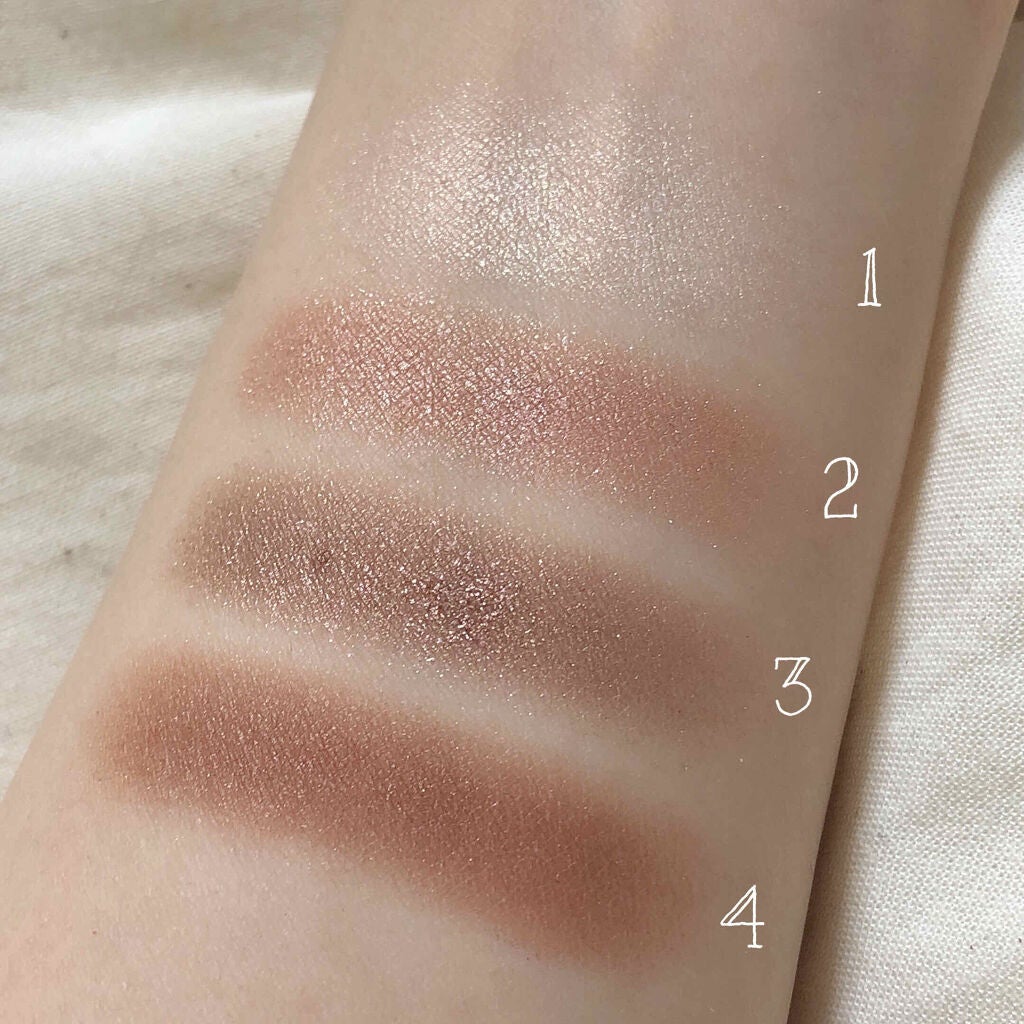 グロッシーリッチ アイズ N/Visée/アイシャドウパレットを使ったクチコミ(3枚目)