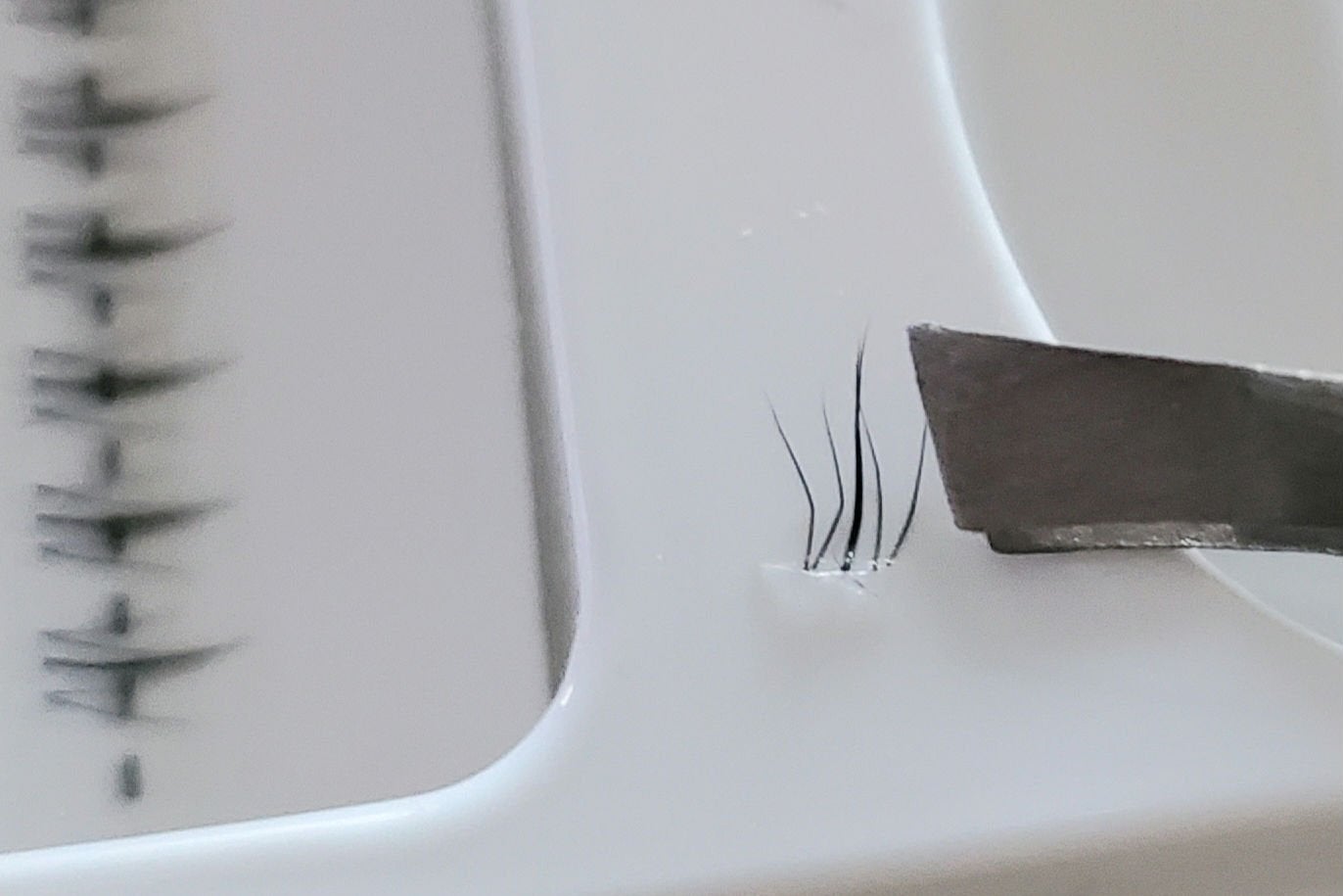 サボテン on LIPS 「SHEINで下まつ毛を購入しました。これ自然すぎない!?🥸は、..」(6枚目)