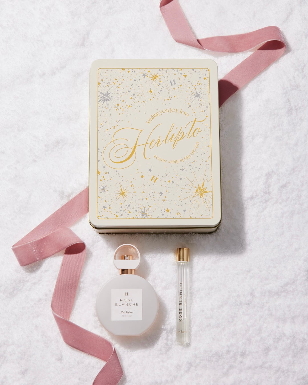 Her lip to BEAUTY HOLIDAY ROSE BLANCHE CAN BOX 