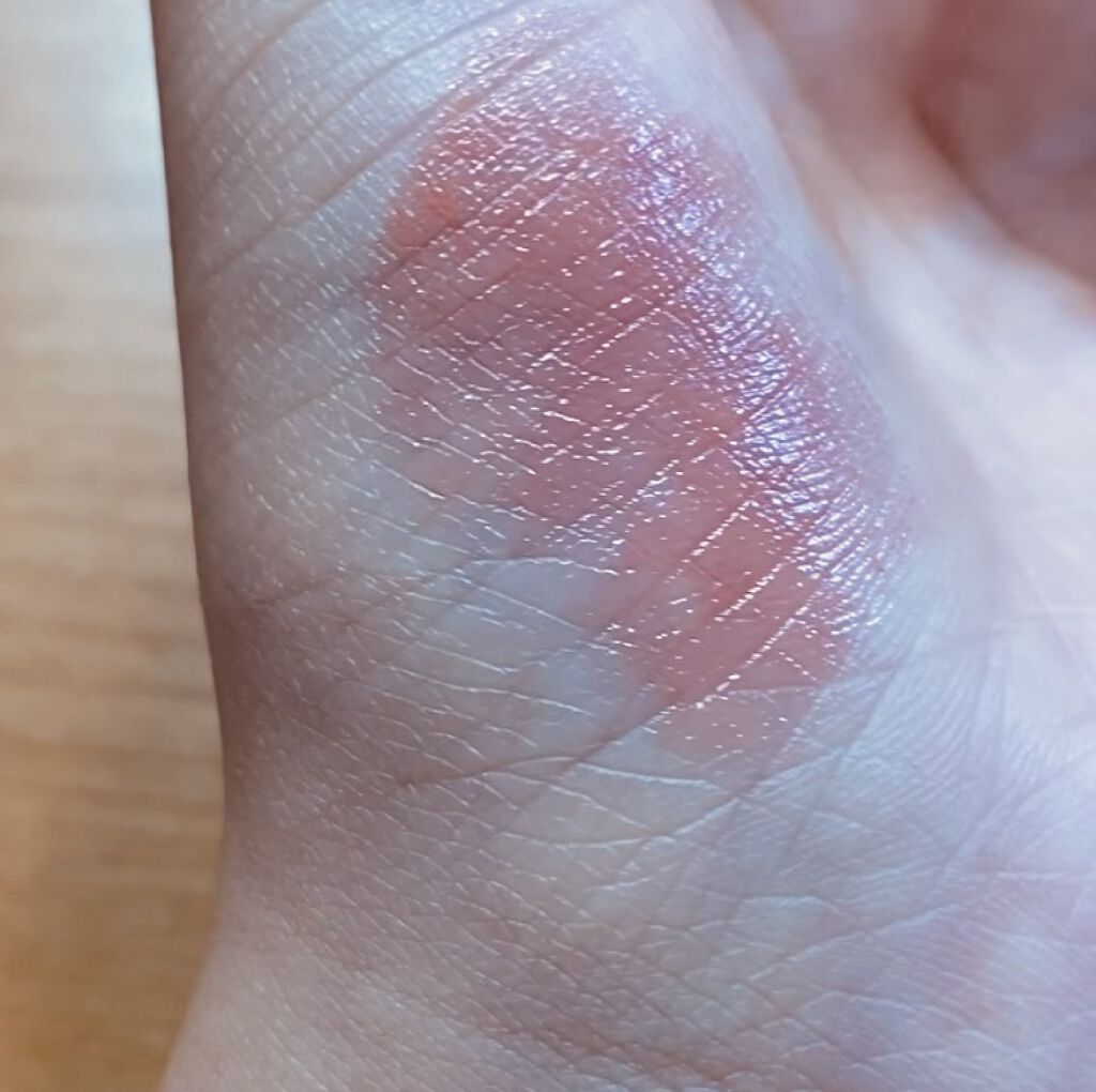 ラスティンググロスリップ/CEZANNE/口紅を使ったクチコミ（2枚目）