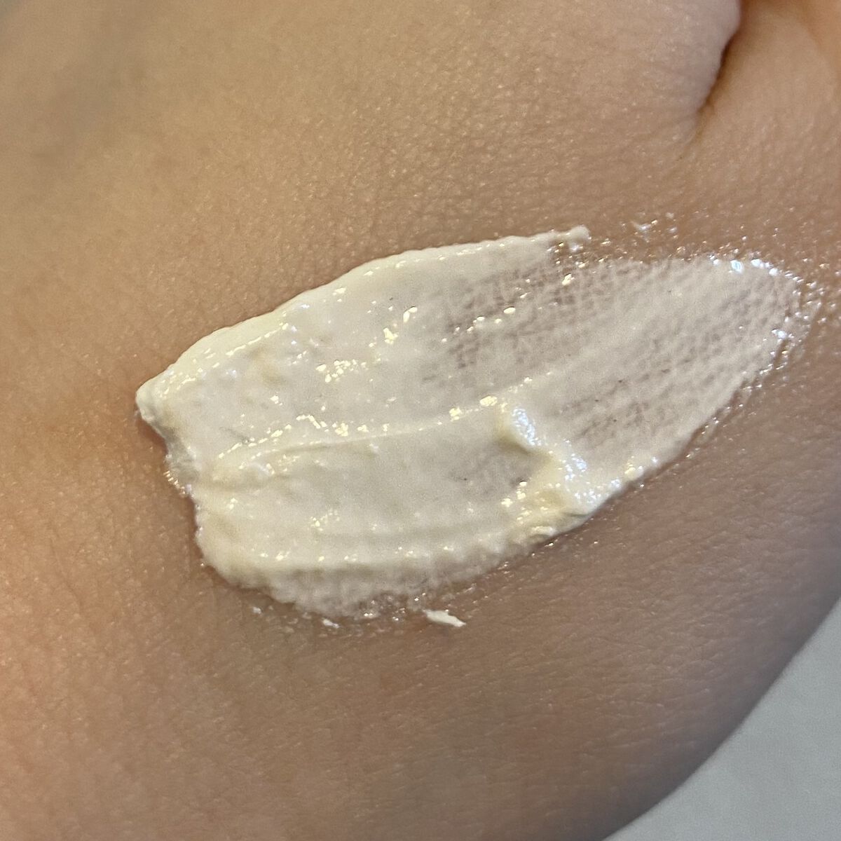 乾燥さん  保湿力スキンケアバーム/乾燥さん/化粧下地を使ったクチコミ（3枚目）