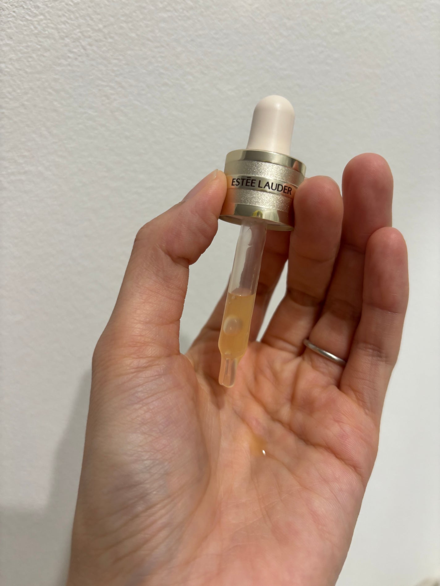 アドバンス ナイト リペア SMR コンプレックス/ESTEE LAUDER/美容液を使ったクチコミ(4枚目)