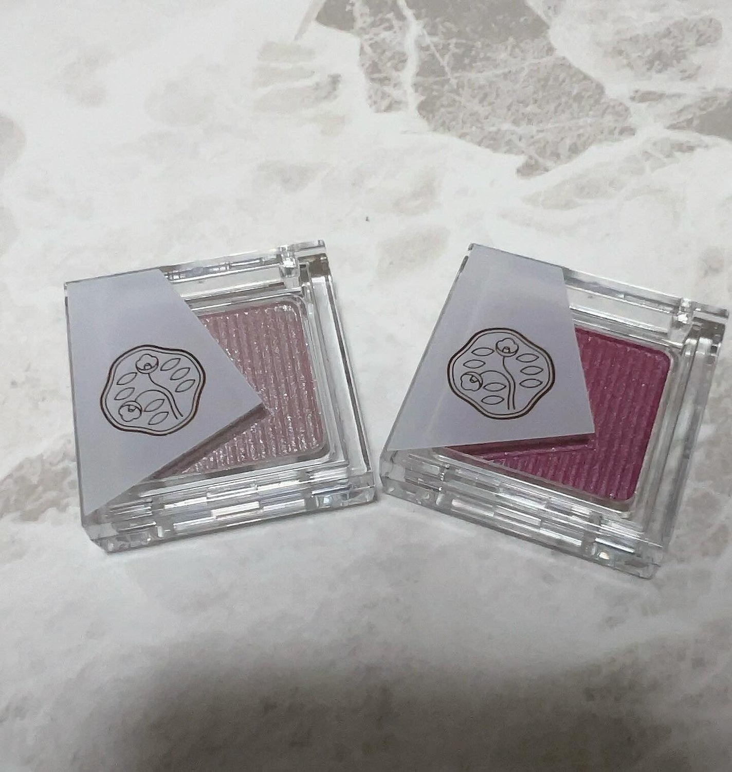 オーラデュウ プリズム イルミネーター ピコ/SHISEIDOザ・メーキャップ/単色アイシャドウを使ったクチコミ(2枚目)