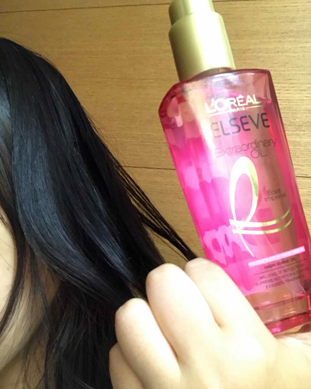 エクストラオーディナリー オイル エクラアンペリアル 艶髪オイル/ロレアル パリ/ヘアオイルを使ったクチコミ（3枚目）