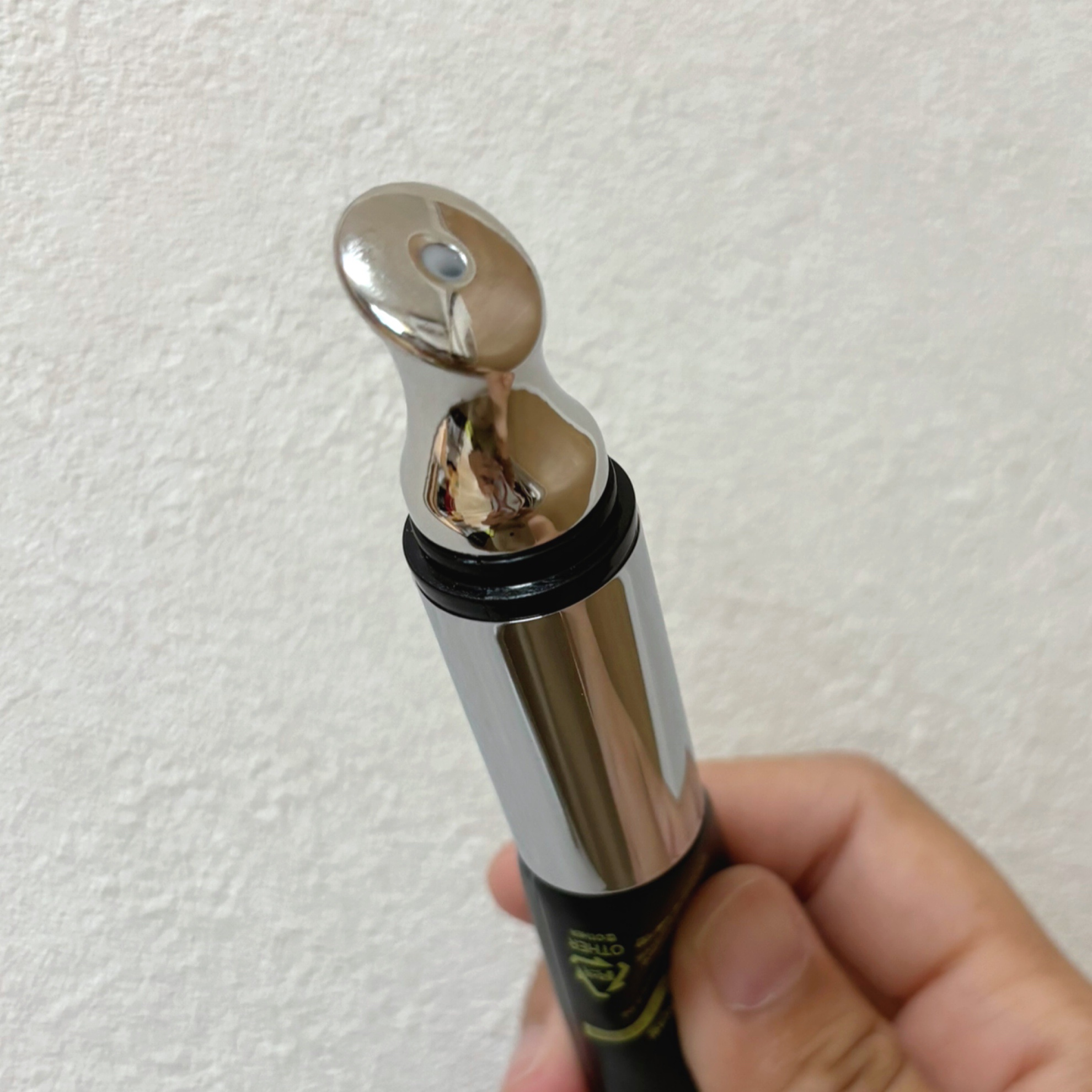 リマージカルシウム振動アイクリーム/REVENIP/フェイスクリームを使ったクチコミ（3枚目）