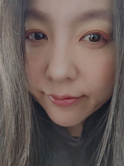 インフィニット シングル アイズ 12 サーモン マーブル/RMK/単色アイシャドウを使ったクチコミ(2枚目)